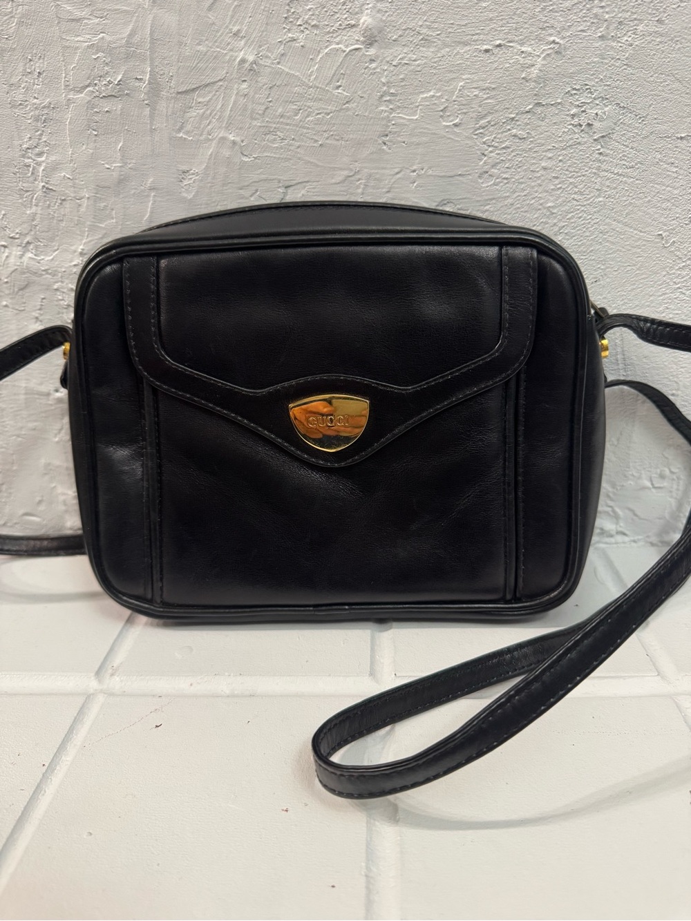 Gucci Black Leather Crossbody Bag Japanese market vintage